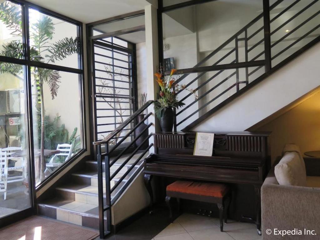D' Leonor Hotel Davao Ngoại thất bức ảnh