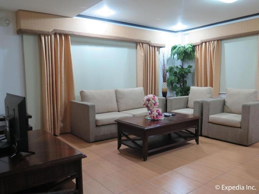 D' Leonor Hotel Davao Ngoại thất bức ảnh